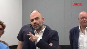 Saviano-Salvini, da Smutniak a Chiara Valerio, Veronesi e Procacci: in aula gli amici dello scrittore