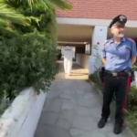 Torino, donna trovata senza vita in casa: ipotesi omicidio-suicidio