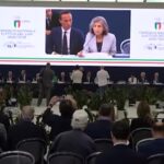 Coni, Buonfiglio il nuovo presidente. Gli applausi, l’emozione e l’abbraccio con lo sfidante Pancalli