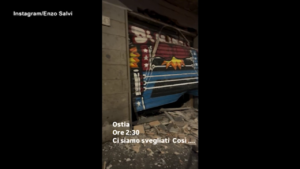 Esplosione Ostia, Enzo Salvi gira video sul luogo della deflagrazione: “Gente terrorizzata”