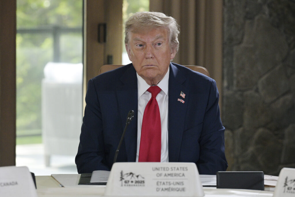 Dazi Trump, Casa Bianca: “Possibile proroga della scadenza a luglio” Dazi Trump, Casa Bianca: “Possibile proroga della scadenza a luglio”