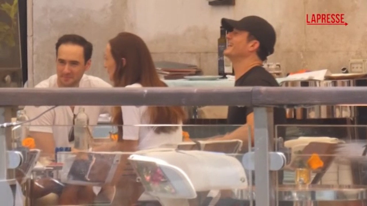 Matrimonio Jeff Bezos, l’attore Orlando Bloom avvistato a Venezia Matrimonio Jeff Bezos, l’attore Orlando Bloom avvistato a Venezia