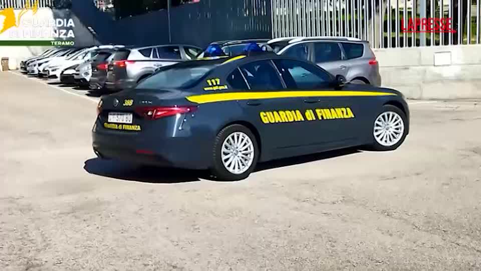 Operazione ‘Hot Passion’ a Teramo: 3 denunce per sfruttamento della prostituzione Operazione ‘Hot Passion’ a Teramo: 3 denunce per sfruttamento della prostituzione