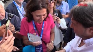 Palinsesti Rai, la protesta di Ranucci: “Tagliate 4 puntate di Report”