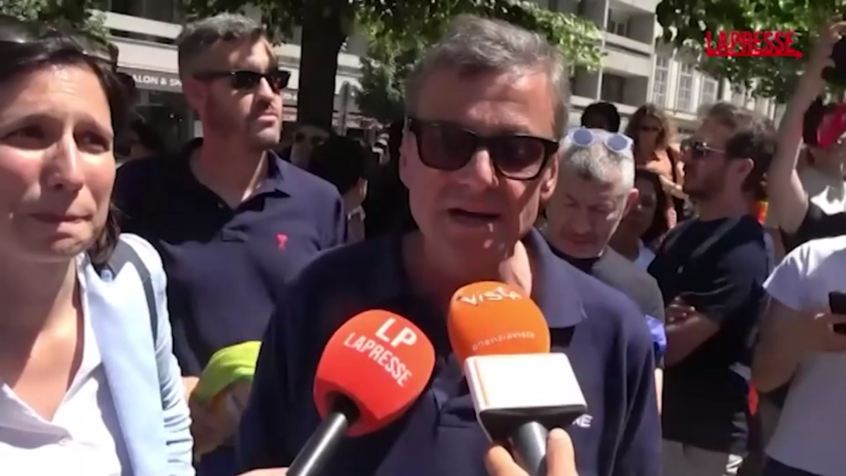 Pride Budapest 2025, Calenda in piazza: “Difendiamo stato di diritto o non ha senso l’Europa”