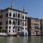 Matrimonio Jeff Bezos e Lauren Sanchez, l’hotel dove alloggia la coppia