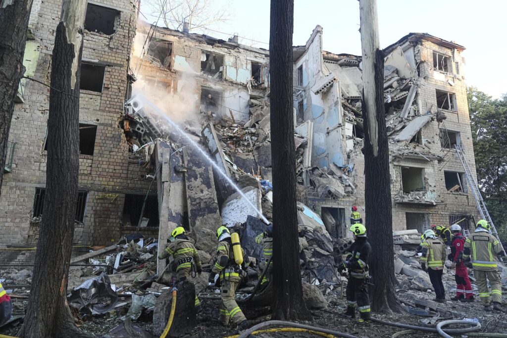 Ucraina, attacco russo a Odessa: due morti e 14 feriti Ucraina, attacco russo a Odessa: due morti e 14 feriti