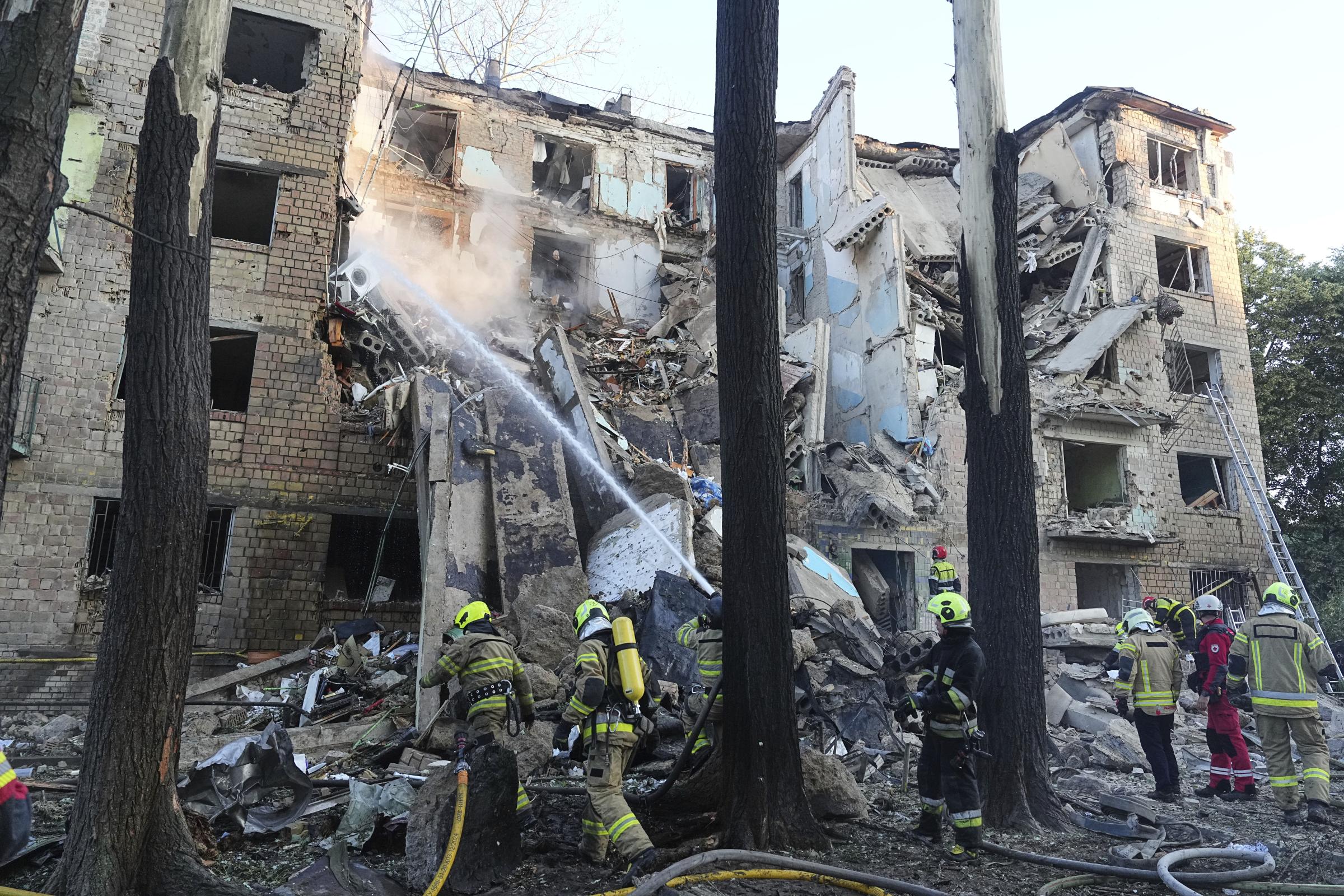 Ucraina, attacco russo a Odessa: due morti e 14 feriti 