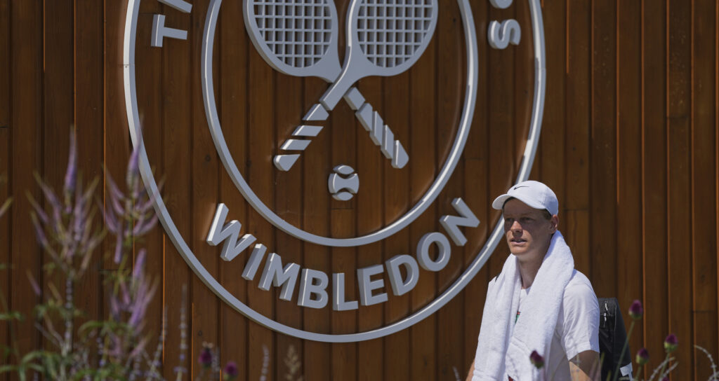 wimbledon 2025 sinner su panichi e badio deciso fare qualcosa di diverso