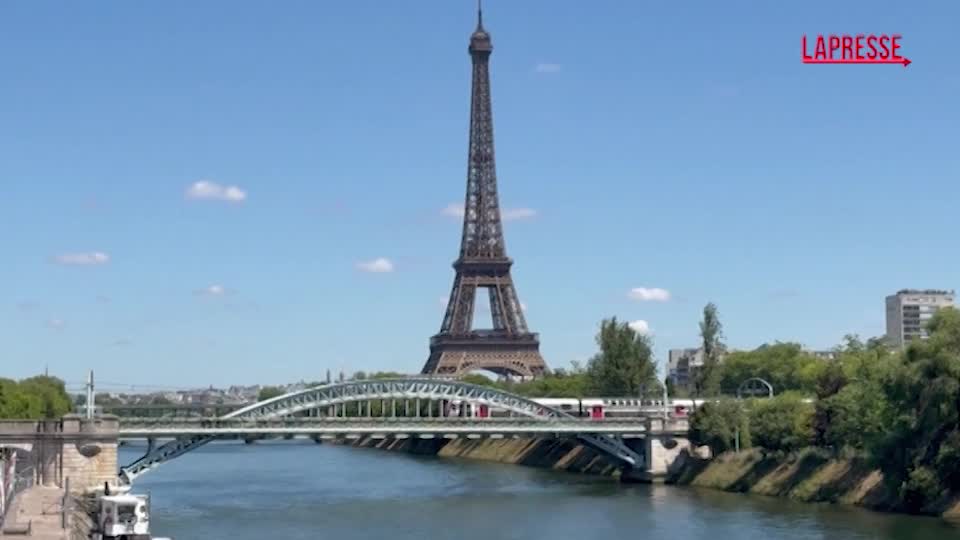 Ondata di calore a Parigi, temperature fino a 37 40°C Ondata di calore a Parigi, temperature fino a 37 40°C