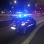 Roma, uomo ferito con arma da taglio muore in strada