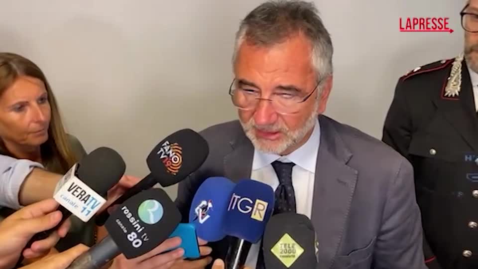 Incendio scatolificio Sigilla di Pesaro, procuratore Mescolini: “Fatto senza precedenti” Incendio scatolificio Sigilla di Pesaro, procuratore Mescolini: “Fatto senza precedenti”