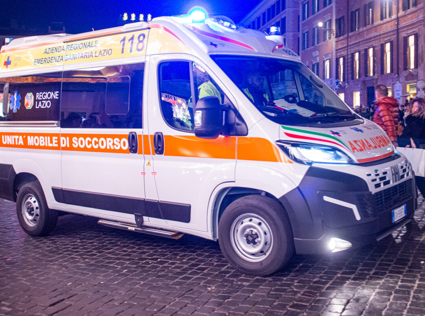 Bologna, imprenditore edile muore lavorando sotto il sole Bologna, imprenditore edile muore lavorando sotto il sole