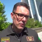 Collassa l’insegna Generali della Torre Hadid a Milano, Grampella: “Cause del cedimento non ancora chiare”