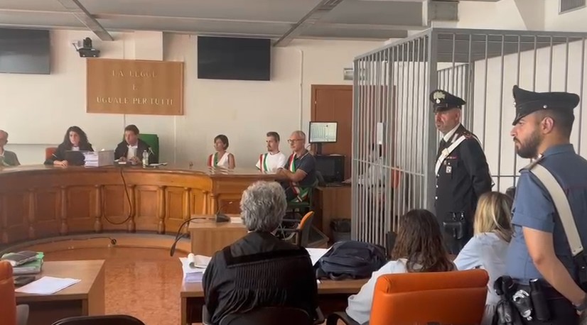 chiara petrolini al via il processo a parma