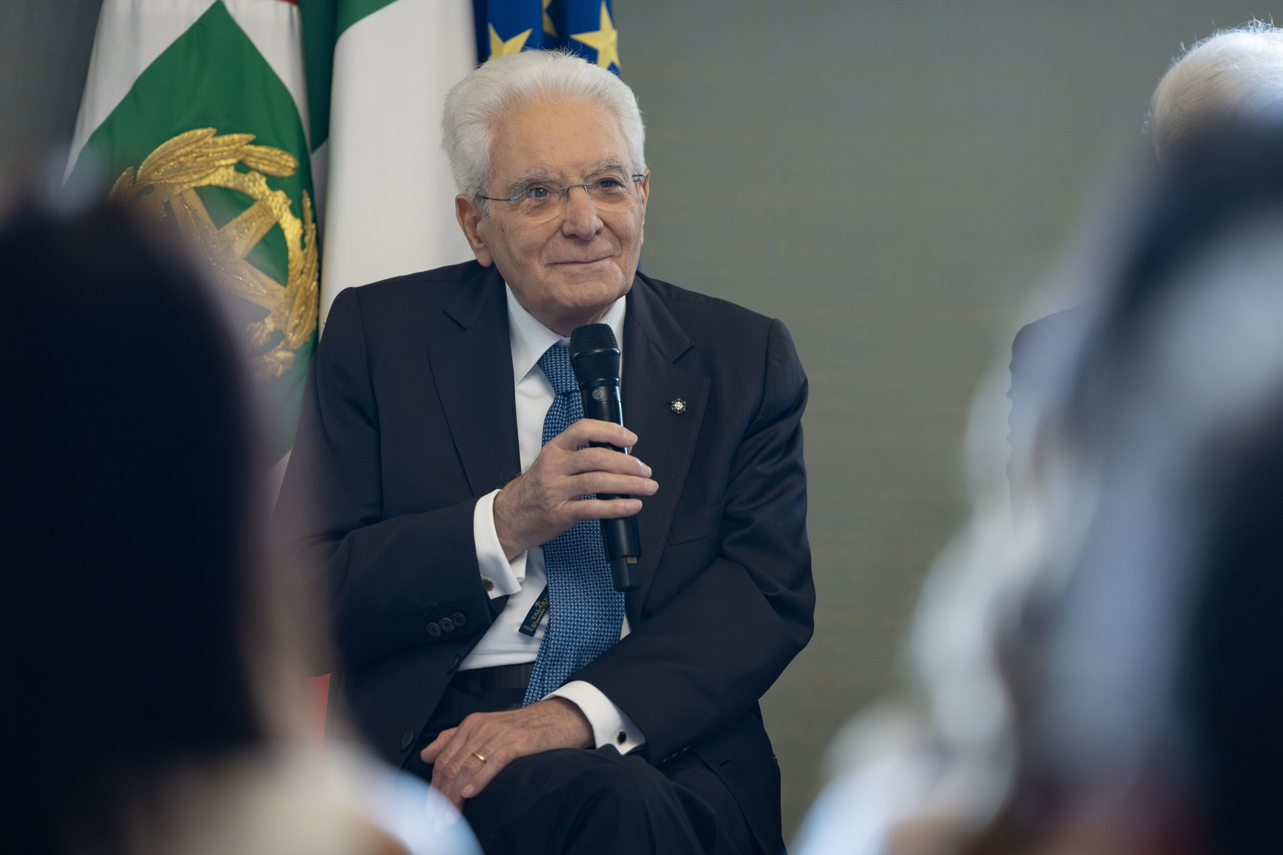 Carceri, Mattarella: “Ormai insostenibile condizione di sovraffollamento”