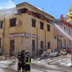 Sassari, esplode palazzina di tre piani: diversi feriti, uomo in fin di vita
