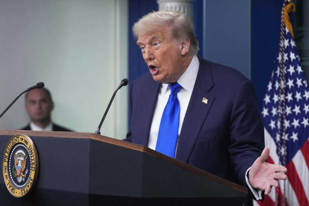 iran trump non sto offrendo nulla a teheran n233 sto parlando con loro