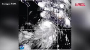 Messico, Flossie diventa un uragano di prima categoria