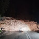 Frana a San Vito di Cadore. A Cogne la strada riapre alle 18