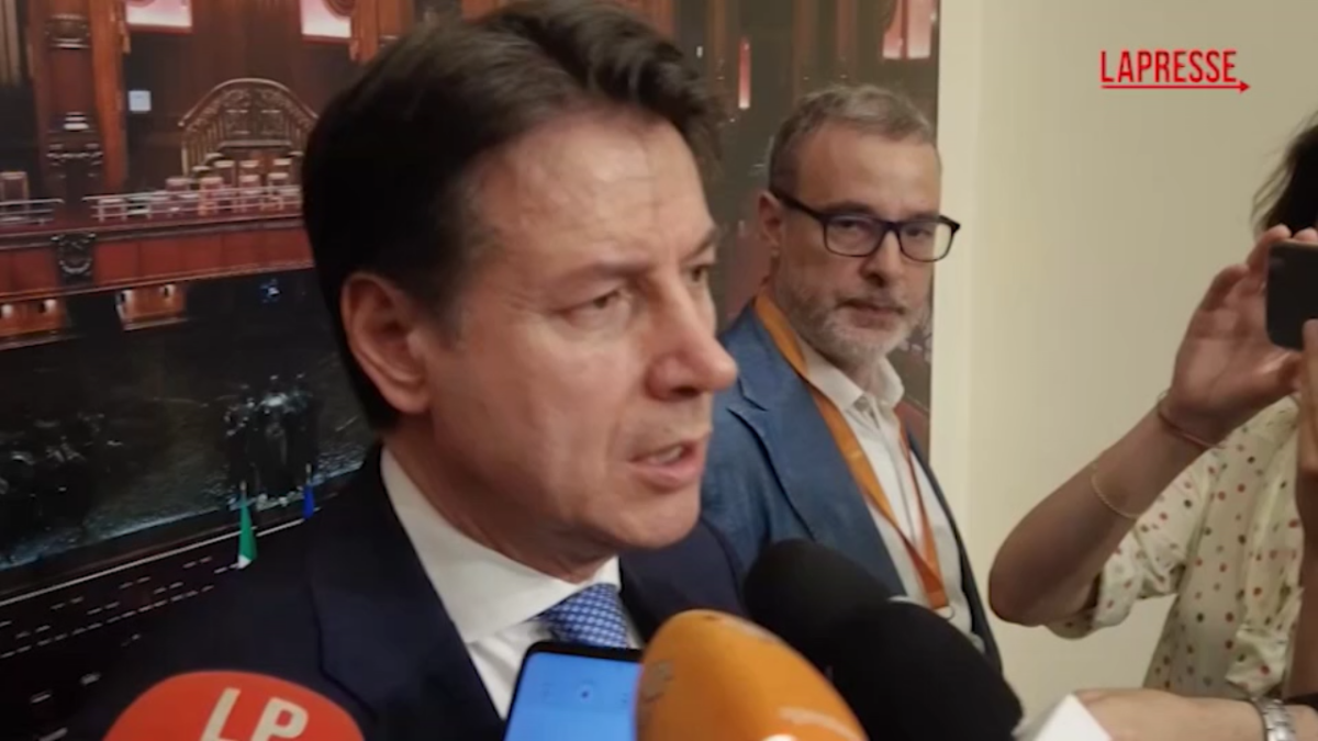 Riarmo, Conte: “In autunno in piazza a Roma per dire no a questa folle corsa”