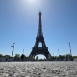 Caldo torrido a Parigi, la Torre Eiffel chiude in anticipo