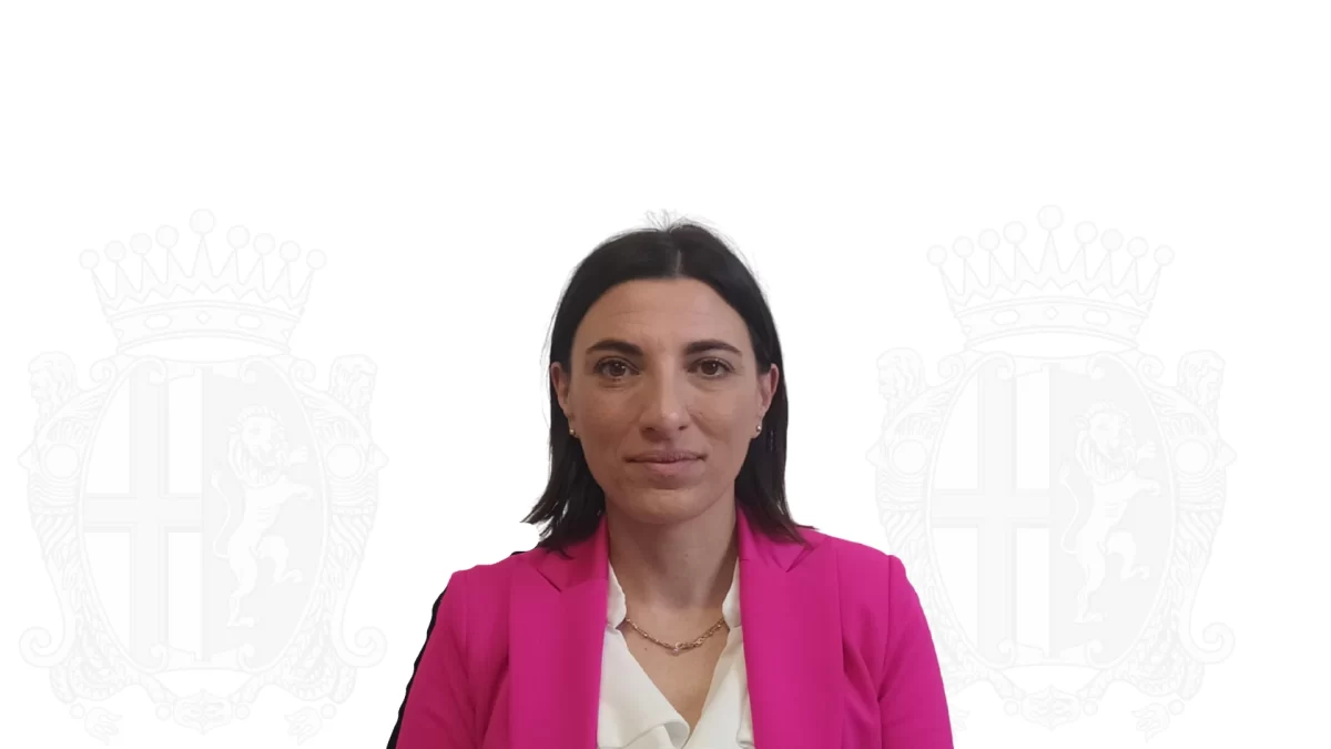 Lecco, l’assessora anti-cyberbulli Alessandra Durante insulta un cittadino sui social in anonimato