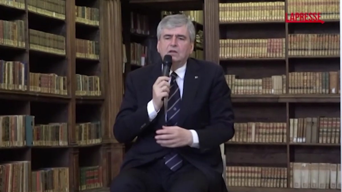 Teatro La Pergola, Mazzi contro Schlein: “Lei e la sindaca di Firenze stanno strumentalizzando Massini. Sistema è opaco”
