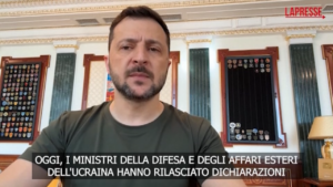 Ucraina, Zelensky risponde agli Usa: “In un modo o nell’altro dobbiamo difenderci”