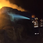 Caldo e roghi, in Spagna almeno due morti: la colonna di fumo e cenere ha raggiunto i 14mila metri di altitudine