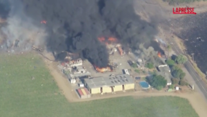 California, incendio in una fabbrica di fuochi d’artificio a Sacramento