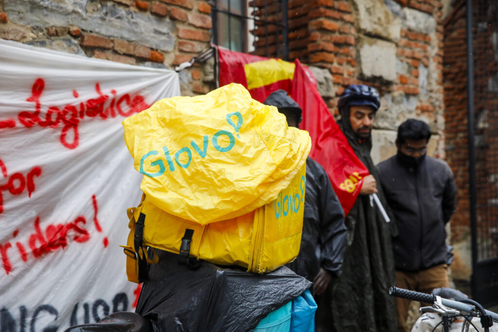caldo glovo sospende il bonus per i rider