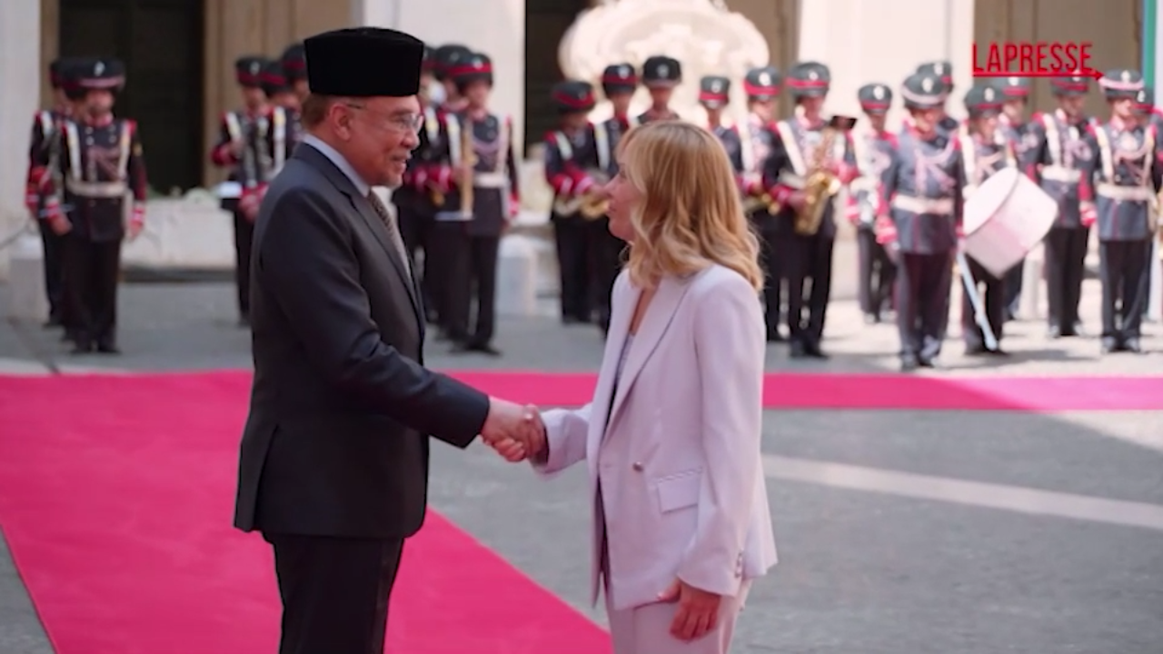 Italia Malesia, Meloni vede premier Ibrahim: le immagini del vertice