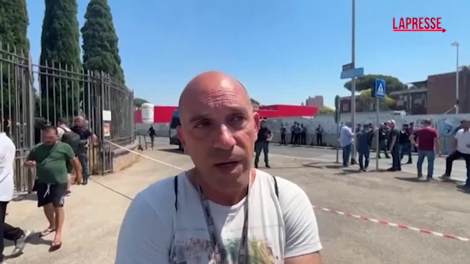 Roma, il gestore dell’impianto vicino all’esplosione : “Un’ora dopo e sarebbe stata una strage” Roma, il gestore dell’impianto vicino all’esplosione : “Un’ora dopo e sarebbe stata una strage”
