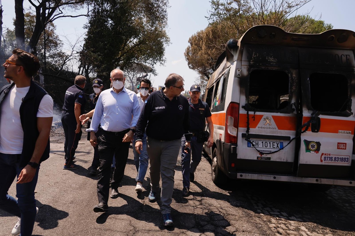 Esplosione Roma: le raccomandazioni della Protezione civile Esplosione Roma: le raccomandazioni della Protezione civile