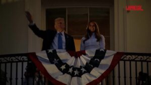 Il bacio di Trump e Melania, il siparietto virale durante i festeggiamenti del 4 luglio