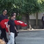 Funerali Diogo Jota, l’arrivo dei compagni di squadra del Liverpool in chiesa: le immagini