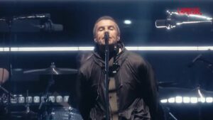 Oasis Live ’25, Liam e Noel Gallagher cantano insieme ‘Acquiesce’