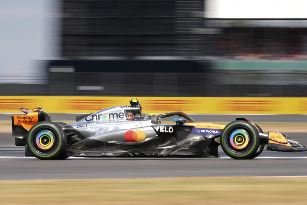 F1, Gp Gran Bretagna 2025: Norris trionfa a Silverstone, Hamilton quarto F1, Gp Gran Bretagna 2025: Norris trionfa a Silverstone, Hamilton quarto