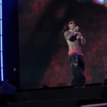 Tony Effe, il trapper al Circo Massimo con tanti amici sul palco