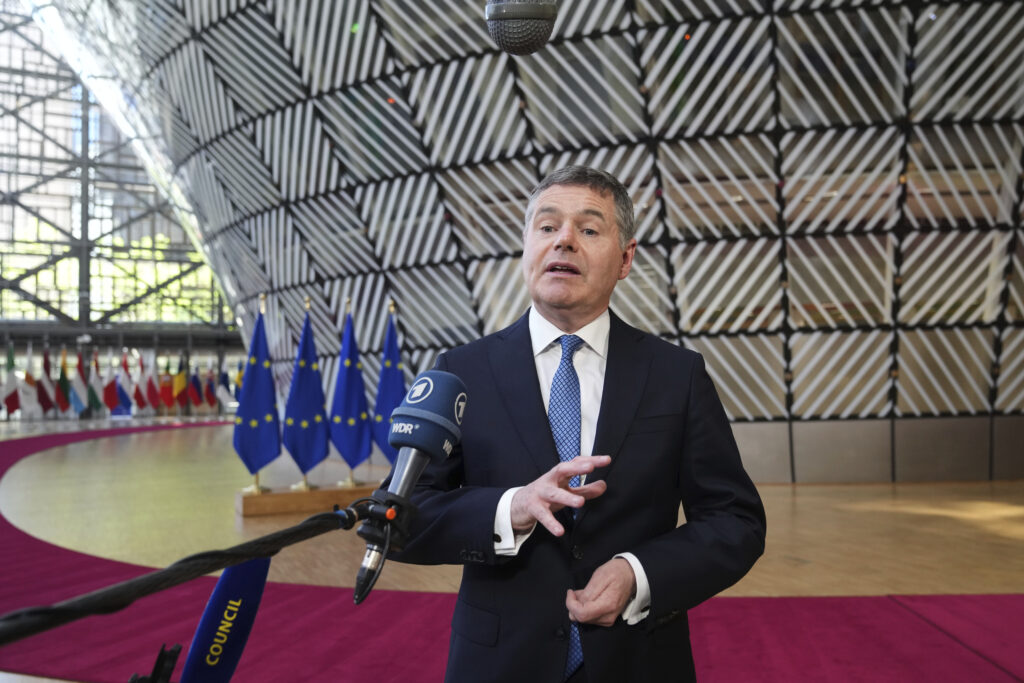 Ue, Donohoe confermato per terzo mandato come presidente Eurogruppo