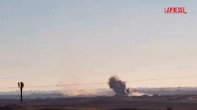 Gaza, nuovi attacchi mentre Netanyahu è a Washington per incontrare Trump