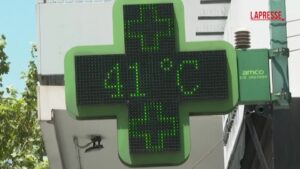 Caldo in Grecia, oltre 40 gradi: imposte pause per lavoratori