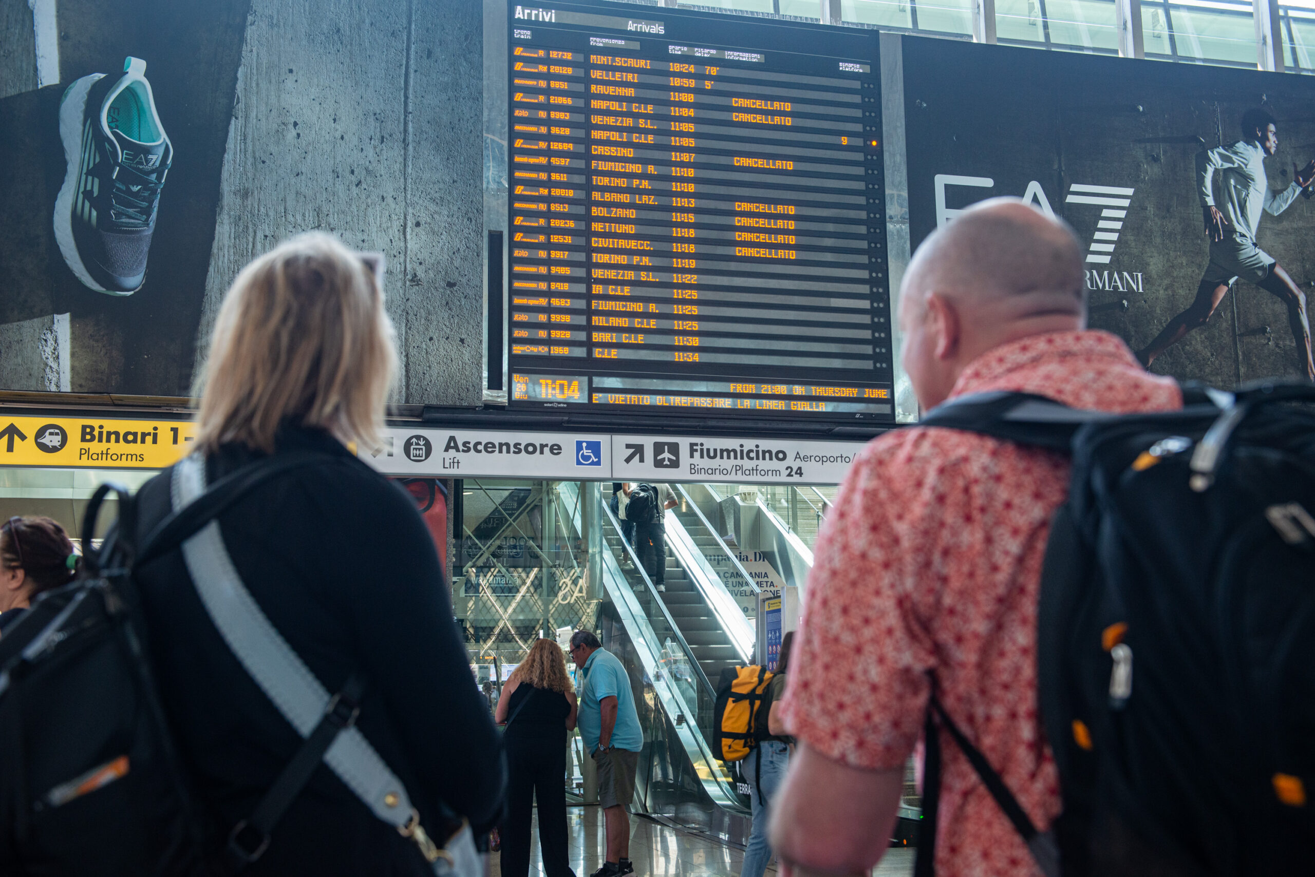 Sciopero treni 8 luglio: caos a Roma e Milano, cancellazioni e ritardi di 2 ore