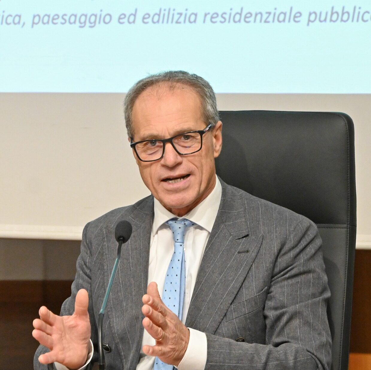 Marche, soglia minima rispettata per i maggiori inquinanti Marche, soglia minima rispettata per i maggiori inquinanti