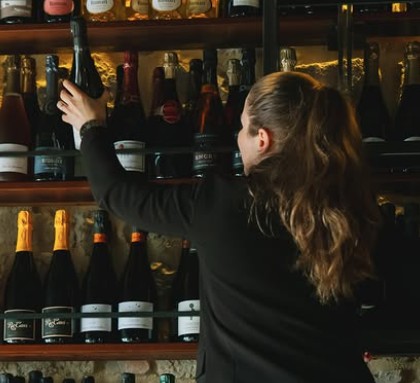 Terracina, crolla tetto ristorante stellato Essenza: muore la sommelier Mara Severin Terracina, crolla tetto ristorante stellato Essenza: muore la sommelier Mara Severin