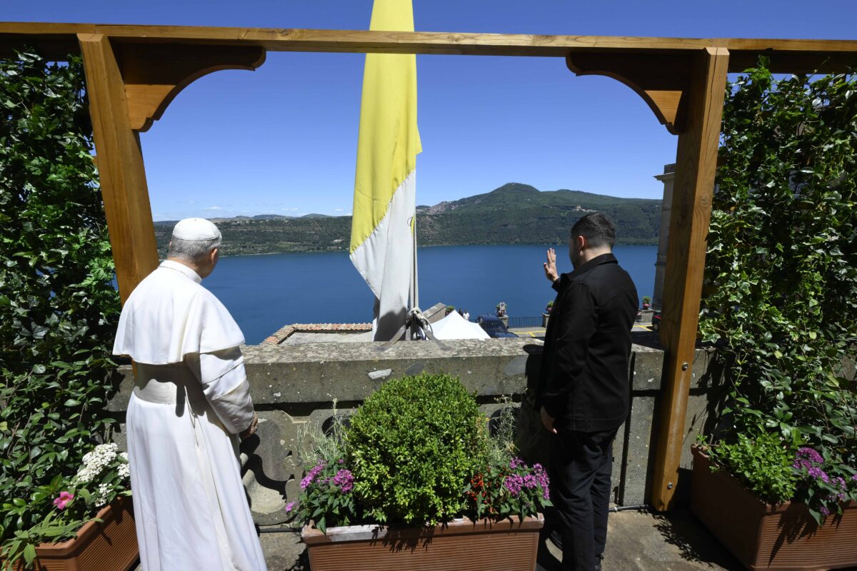 zelensky a roma dal papa e da mattarella la visita in 10 foto