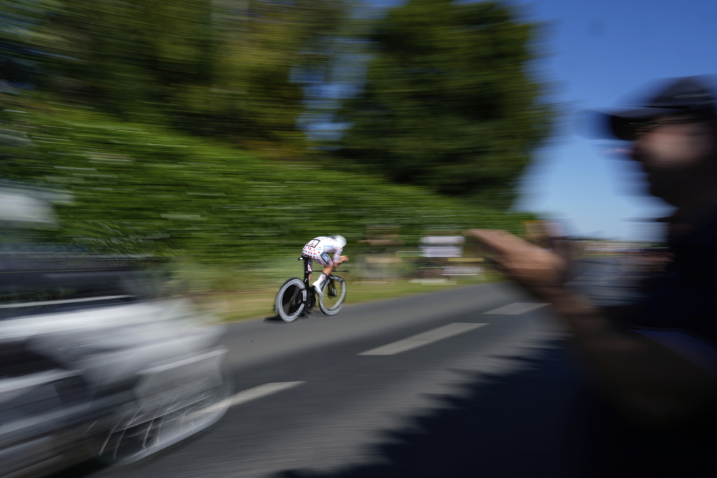 Galleria foto 'Tour de France 2025, Evenepoel vince la crono. La quinta tappa in 5 foto' - foto 4