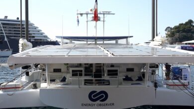 Allo Yacht Club di Monaco, il laboratorio galleggiante Energy Observer è pronto per una nuova avventura