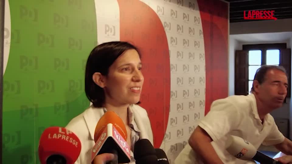 Scuola, Schlein: “Trasporto gratis per studenti. Costerebbe meno dei centri vuoti in Albania” Scuola, Schlein: “Trasporto gratis per studenti. Costerebbe meno dei centri vuoti in Albania”